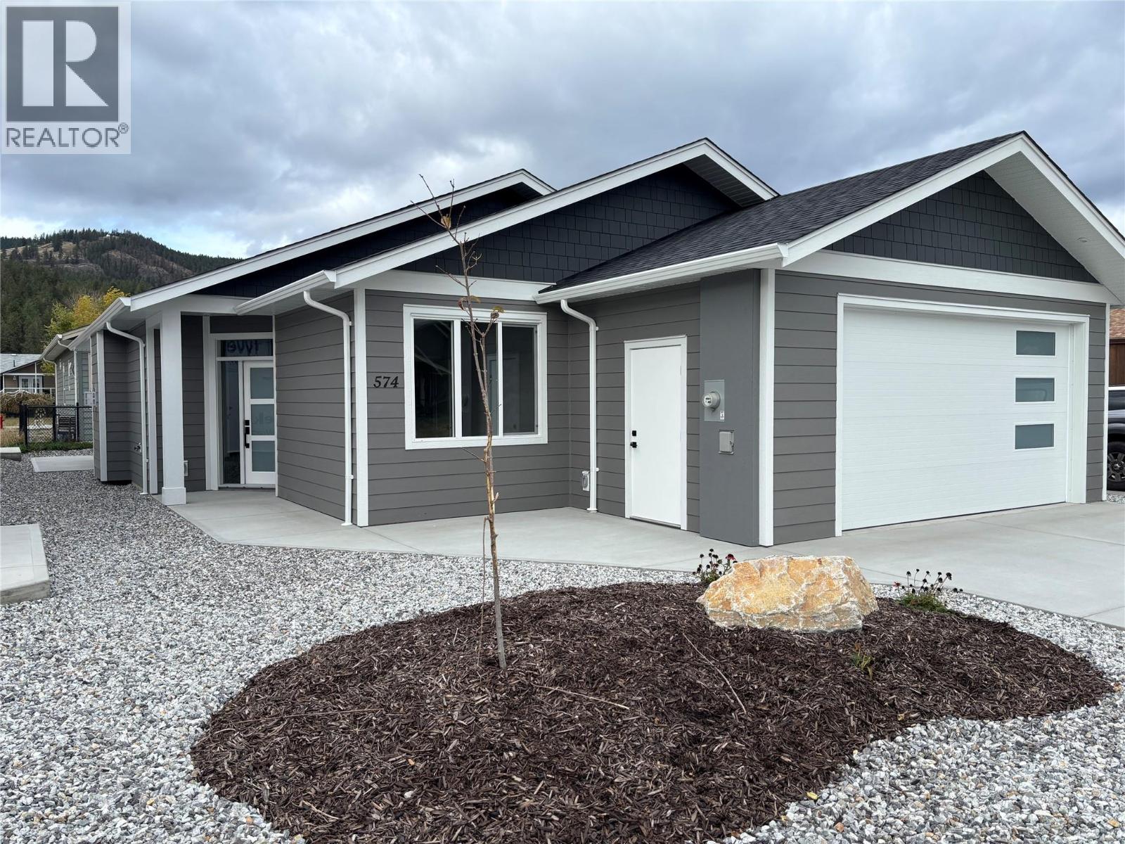 574 Meadowlark Avenue - 1