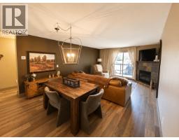 Living room - 4874 Stanley Street Unit# 2208, Radium Hot Springs, BC V0A1M0 Photo 6