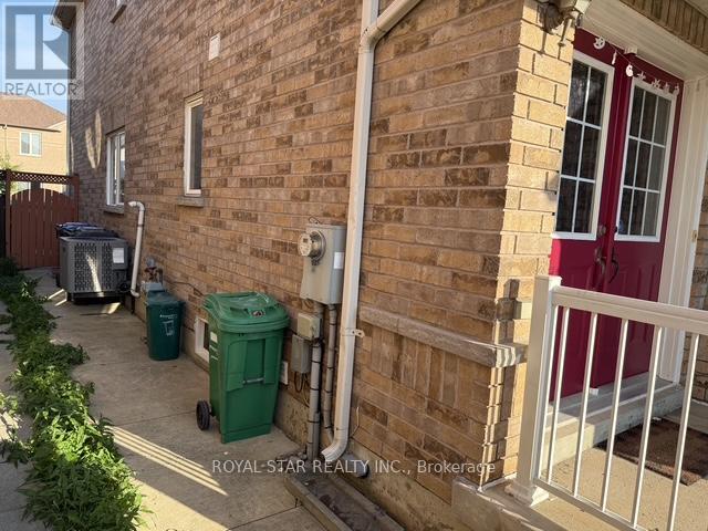 50 DEWRIDGE COURT - 31