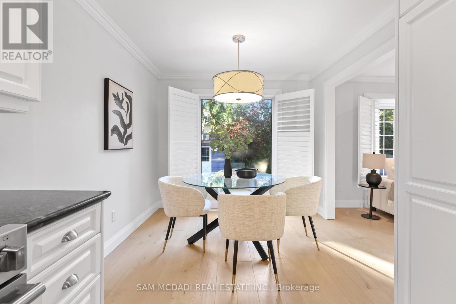 38 KENNINGHALL BOULEVARD - Image 14