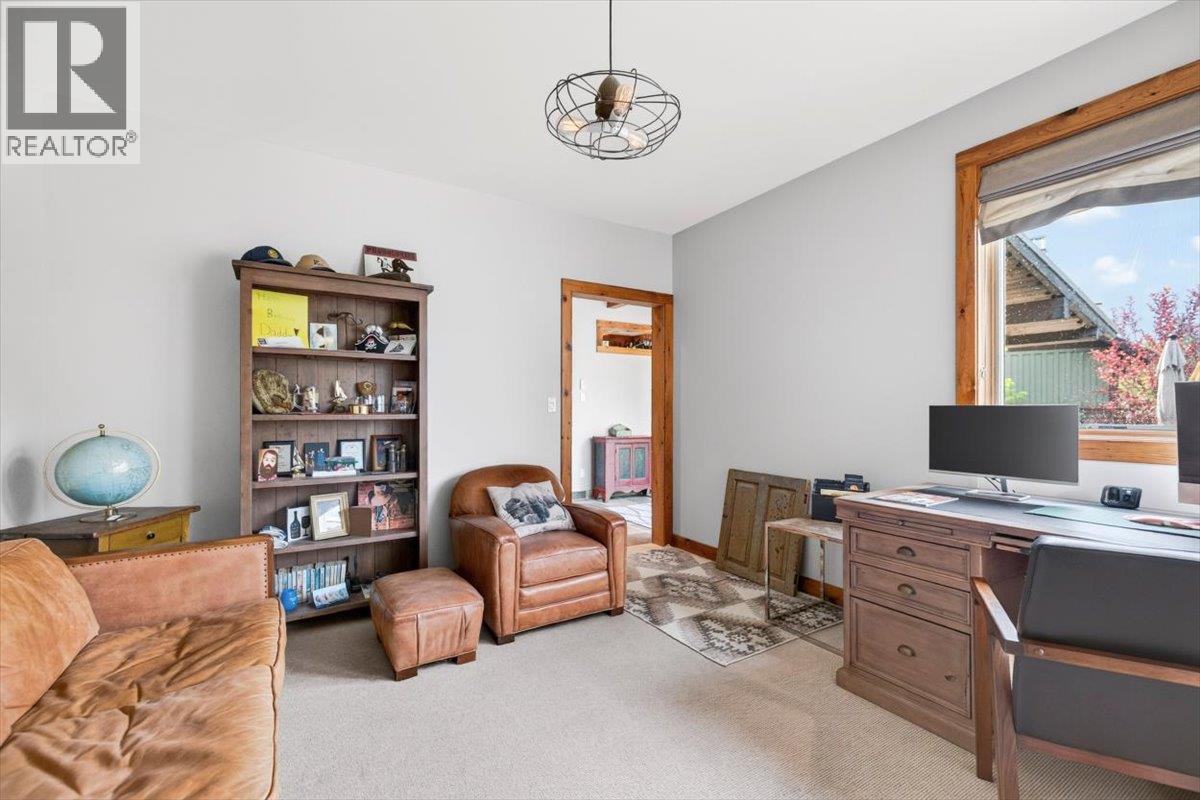 470 Canyon Trail - 32