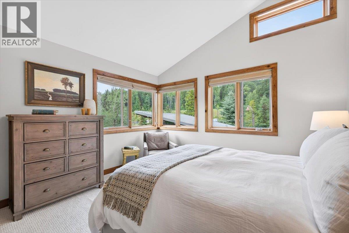 470 Canyon Trail - 44