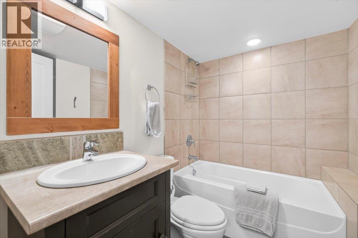 470 Canyon Trail - 68