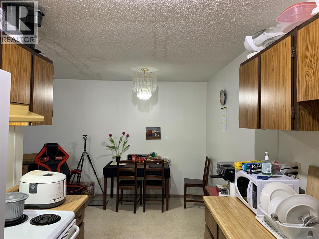 #211 5317 5 Avenue - 3