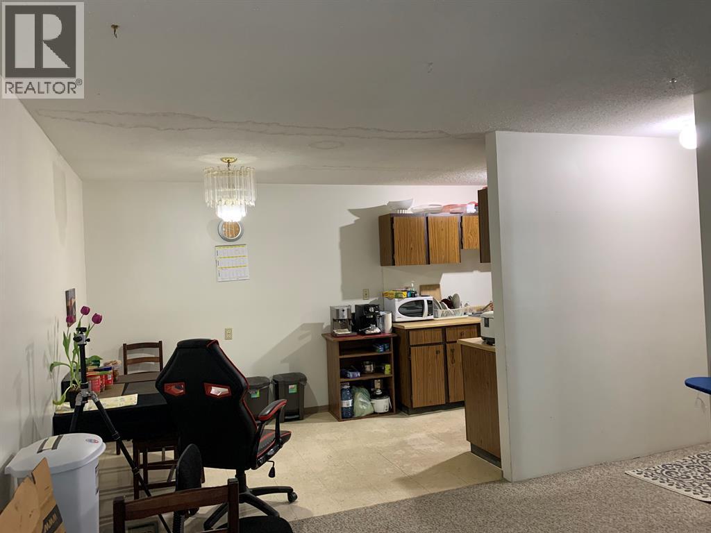 #211 5317 5 Avenue - 8