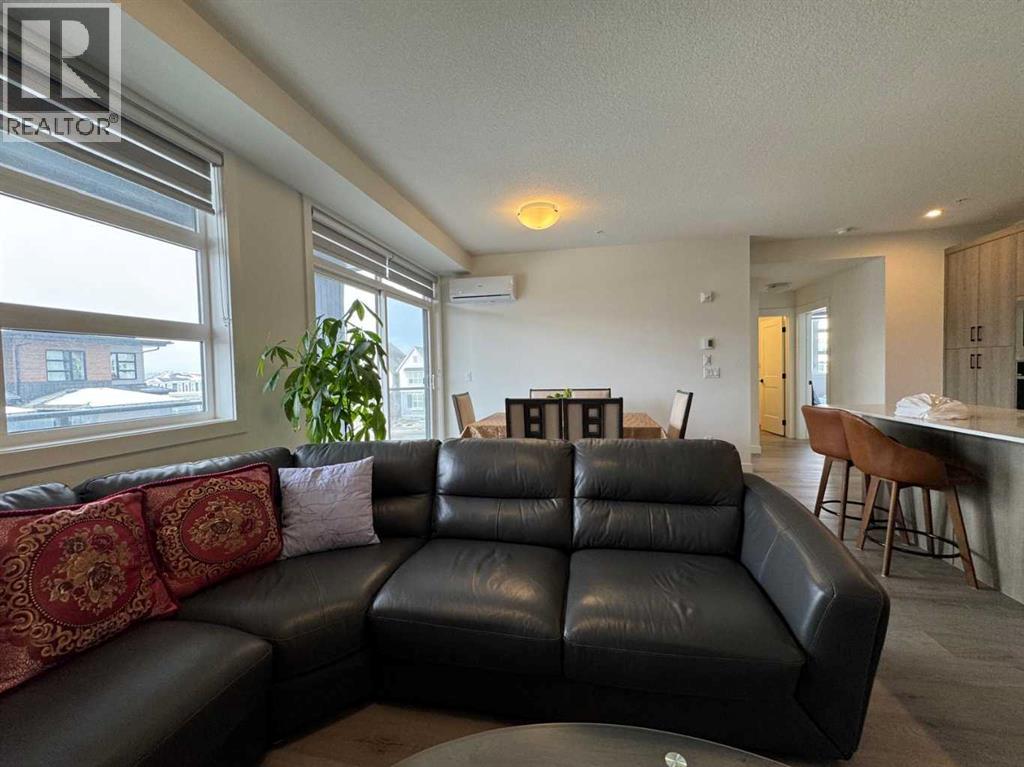 #1207 55 Lucas Way NW - 4