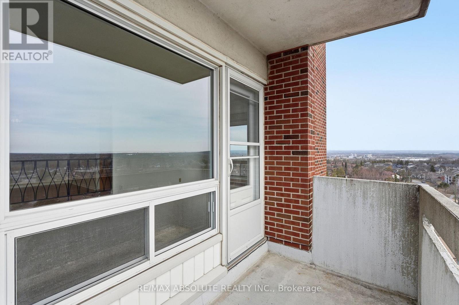#1010 915 ELMSMERE ROAD - 24