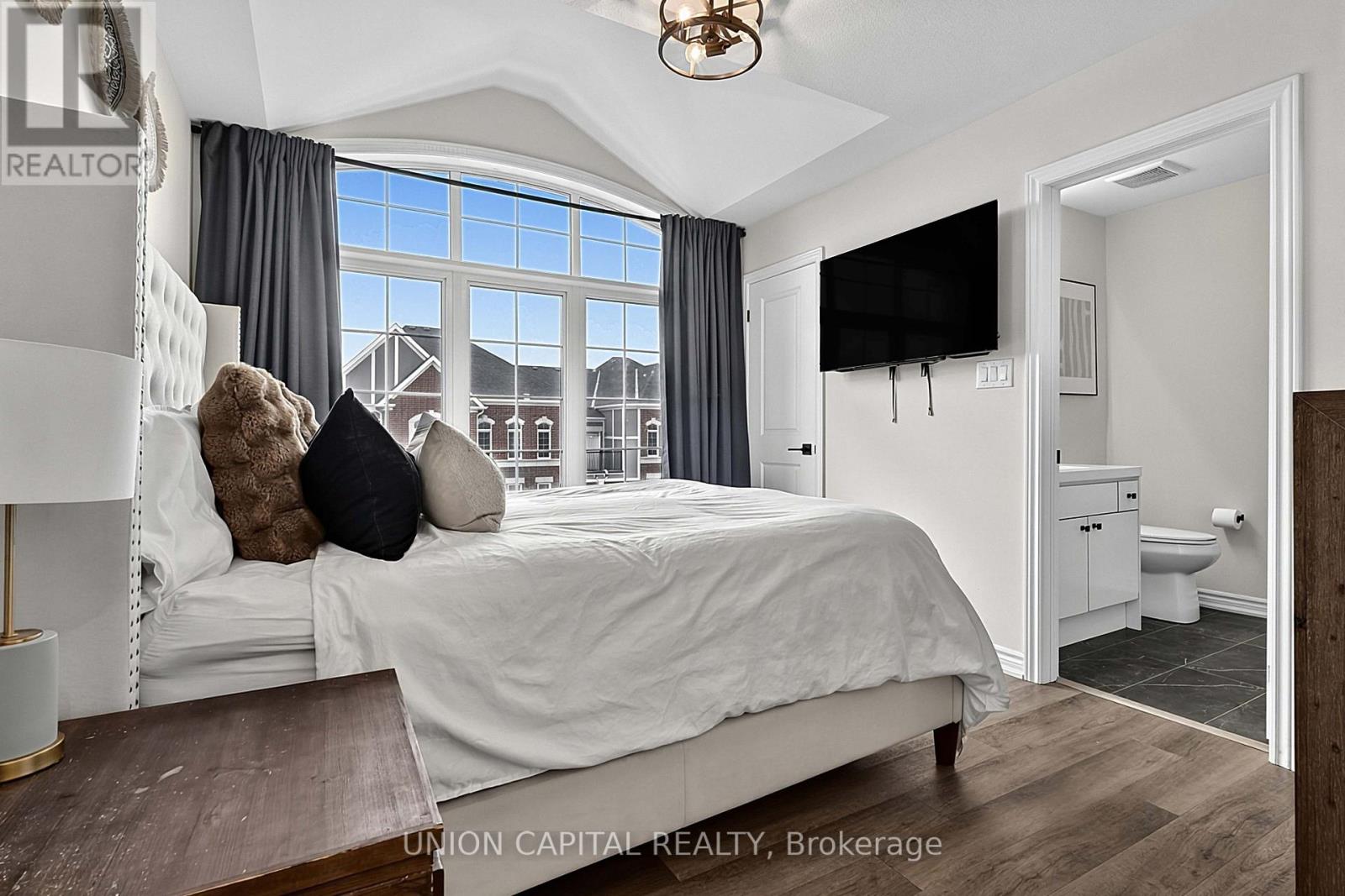 16 THOMAS FRISBY JR CRESCENT - 23