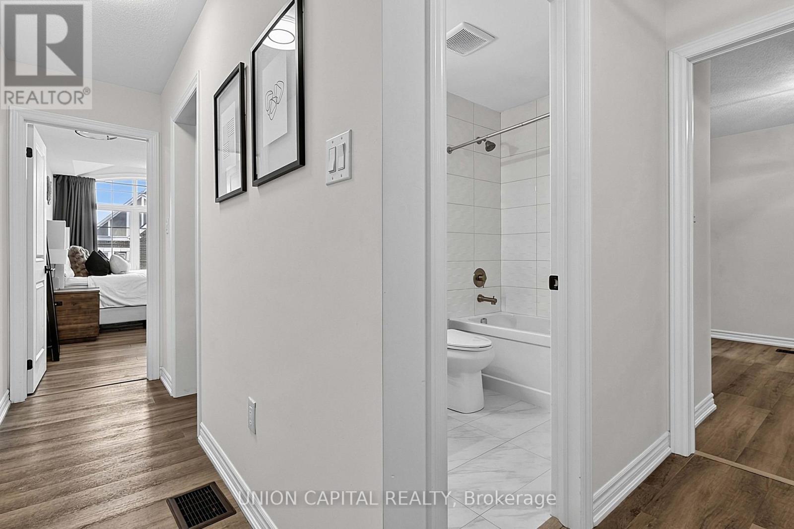 16 THOMAS FRISBY JR CRESCENT - 30