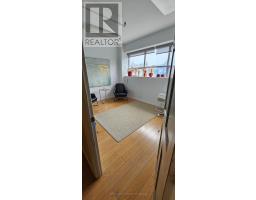 201 - 670 Bloor Street W, Toronto, ON M6G1L2 Photo 8