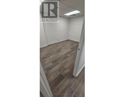 202 - 670 Bloor Street W, Toronto, ON M6G1L2 Photo 7