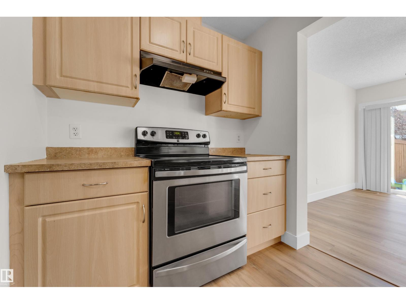 #64 14208 36 ST NW - 17