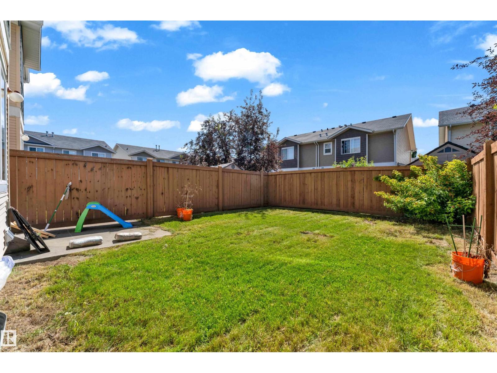 #64 14208 36 ST NW - 33