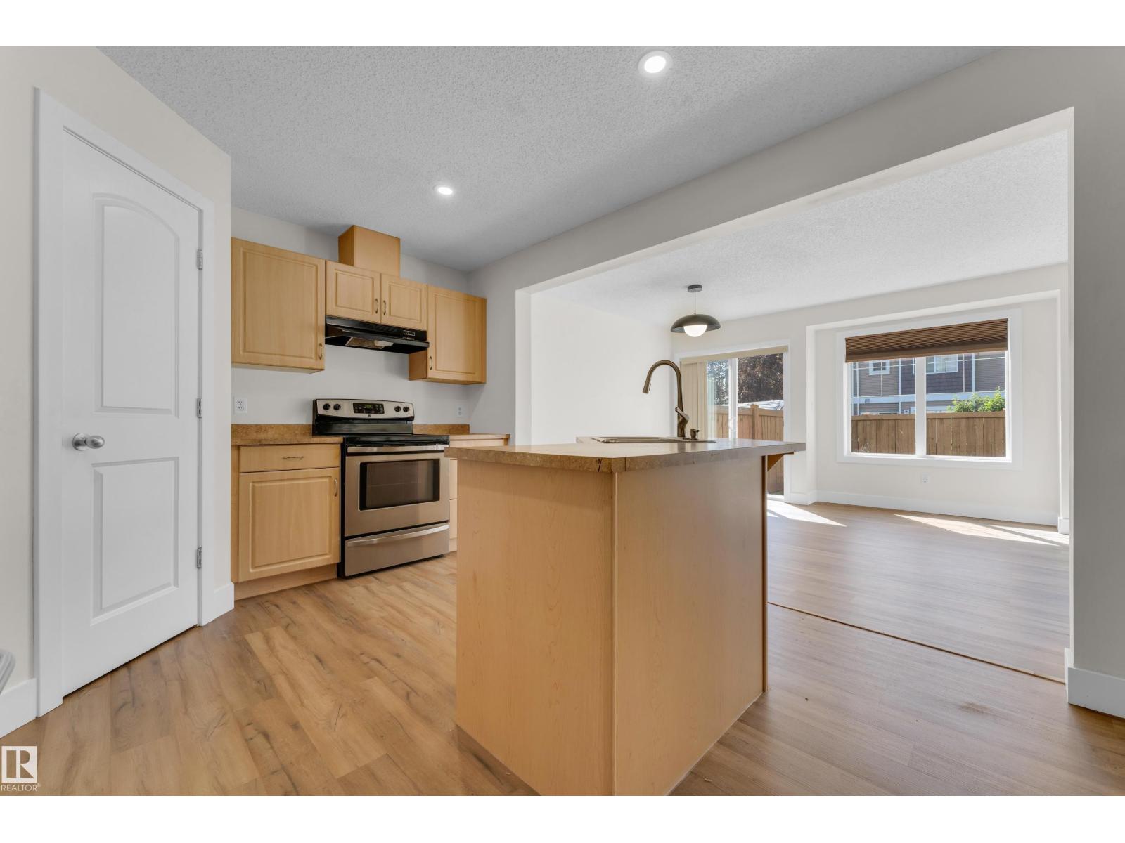 #64 14208 36 ST NW - 9