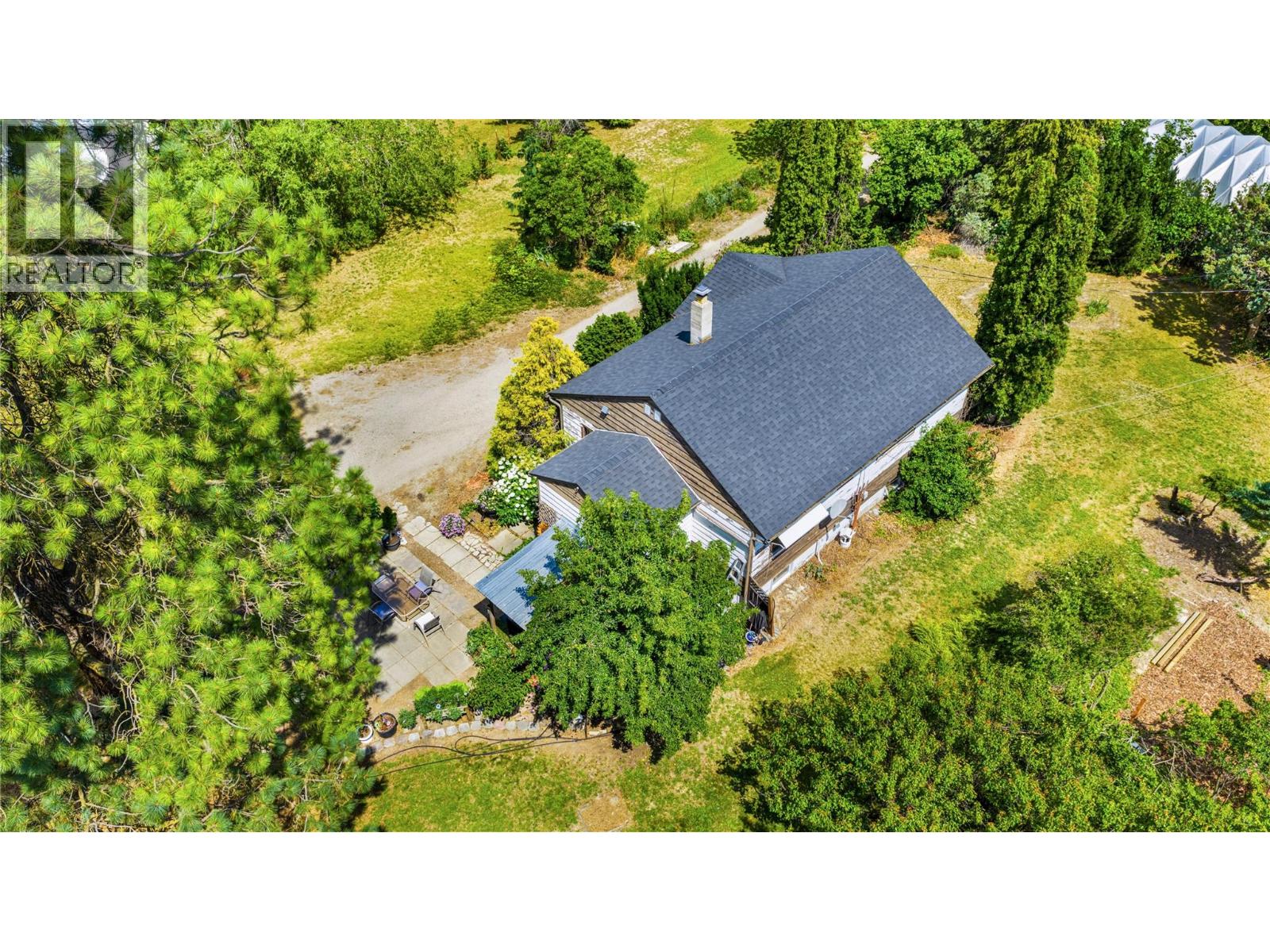 911 32nd Avenue S - 3