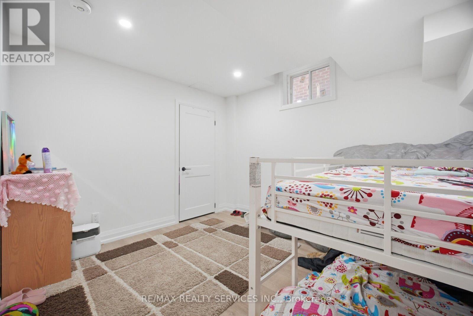 79 CEDARHOLME AVENUE - 39