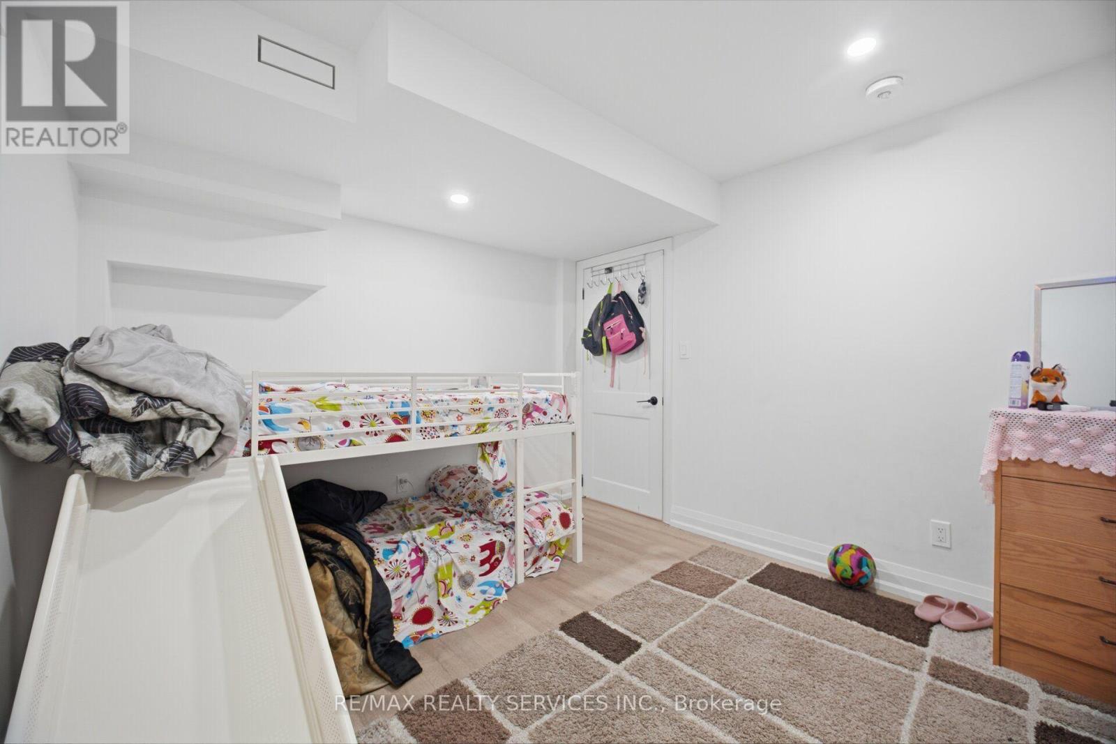 79 CEDARHOLME AVENUE - 40