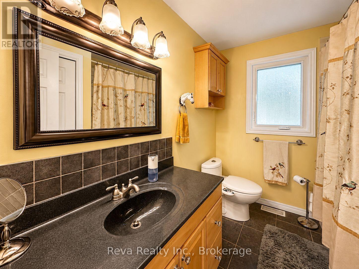 11 RIDGE ROAD - 24