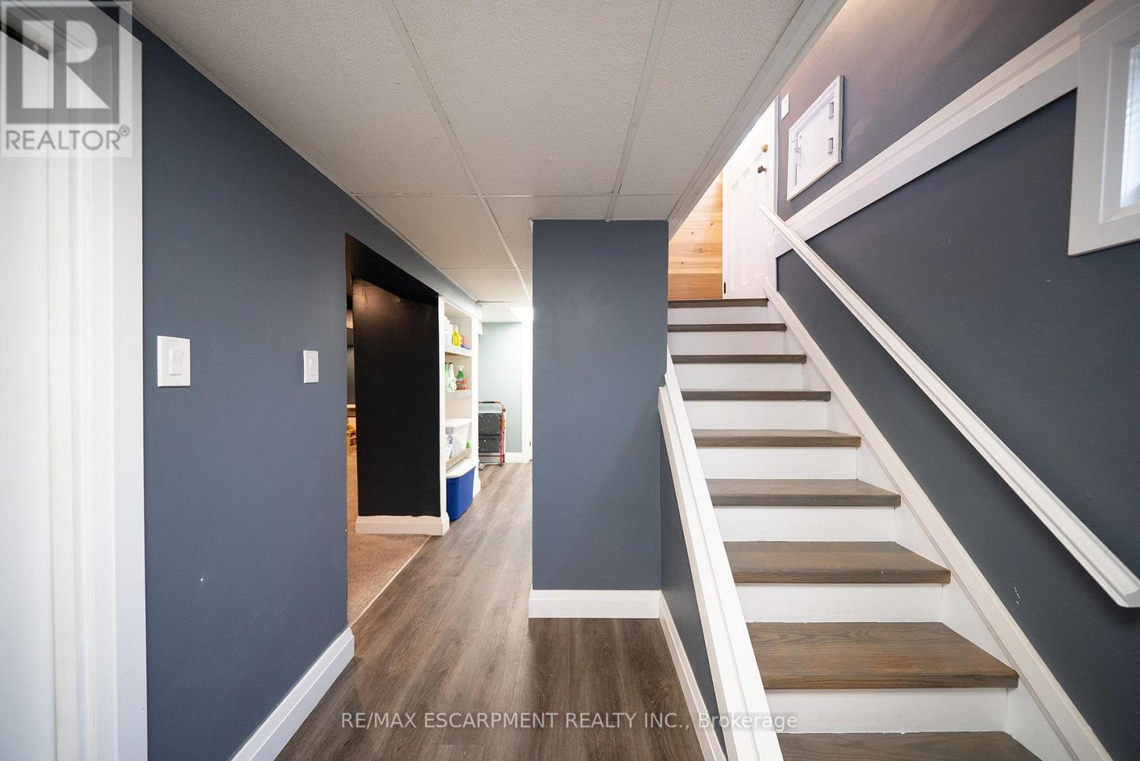 22 BURWELL STREET - 23