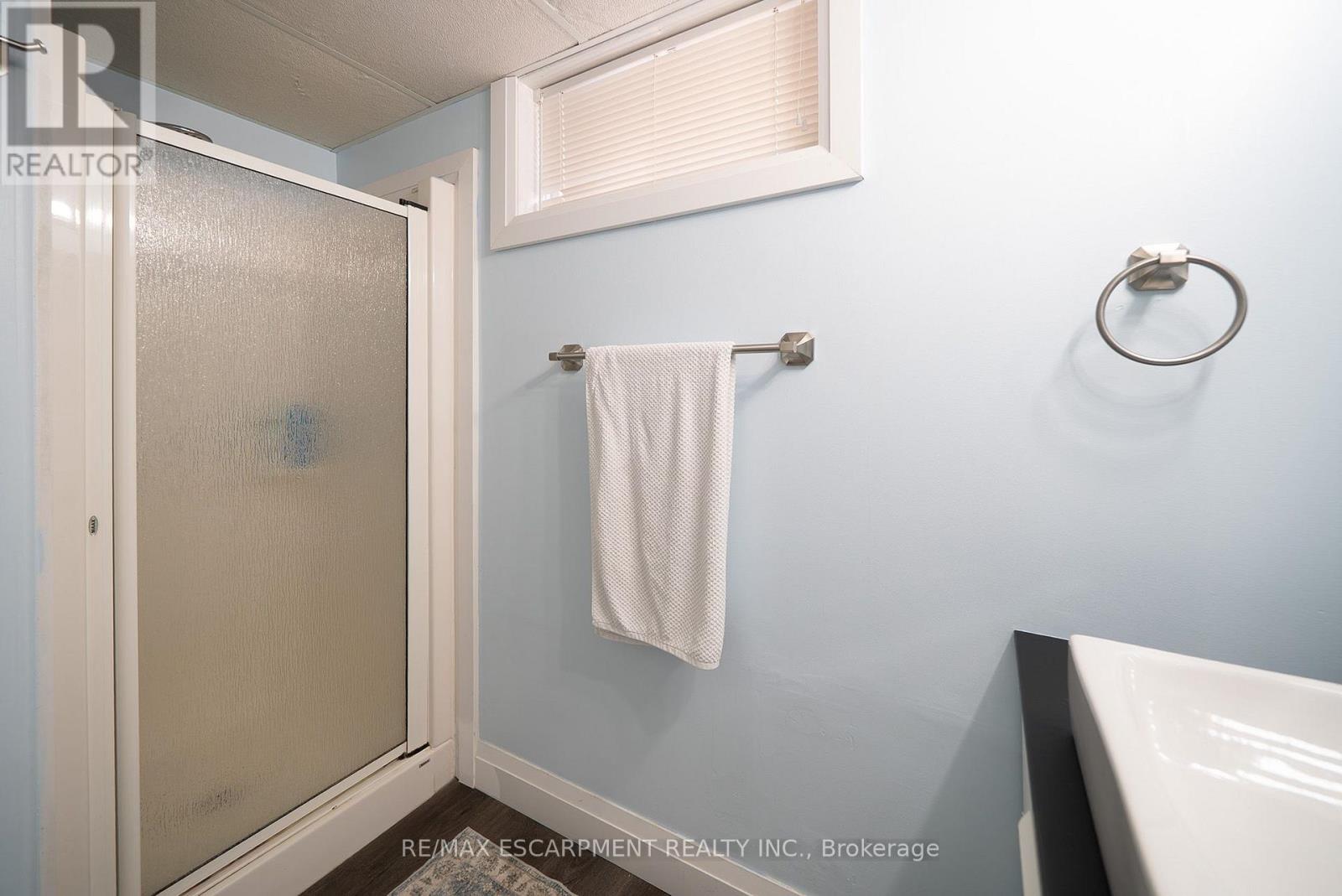 22 BURWELL STREET - 28