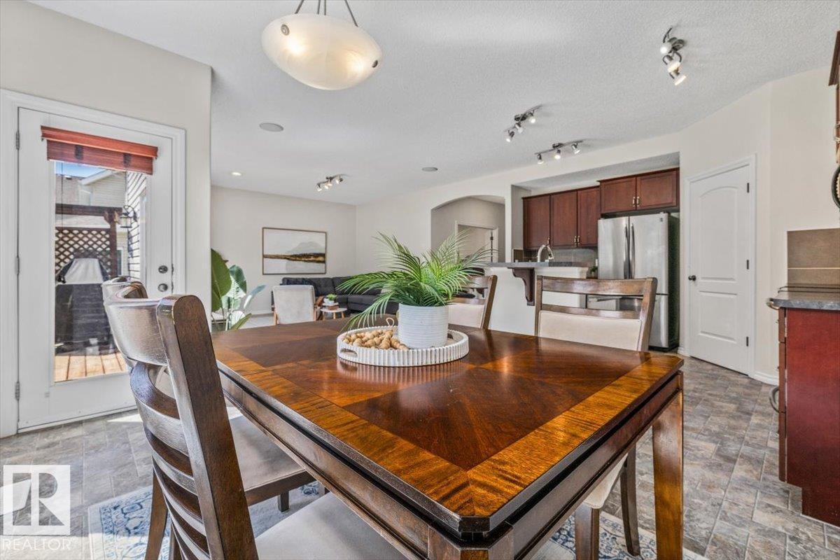 3056 SPENCE WD SW - 22