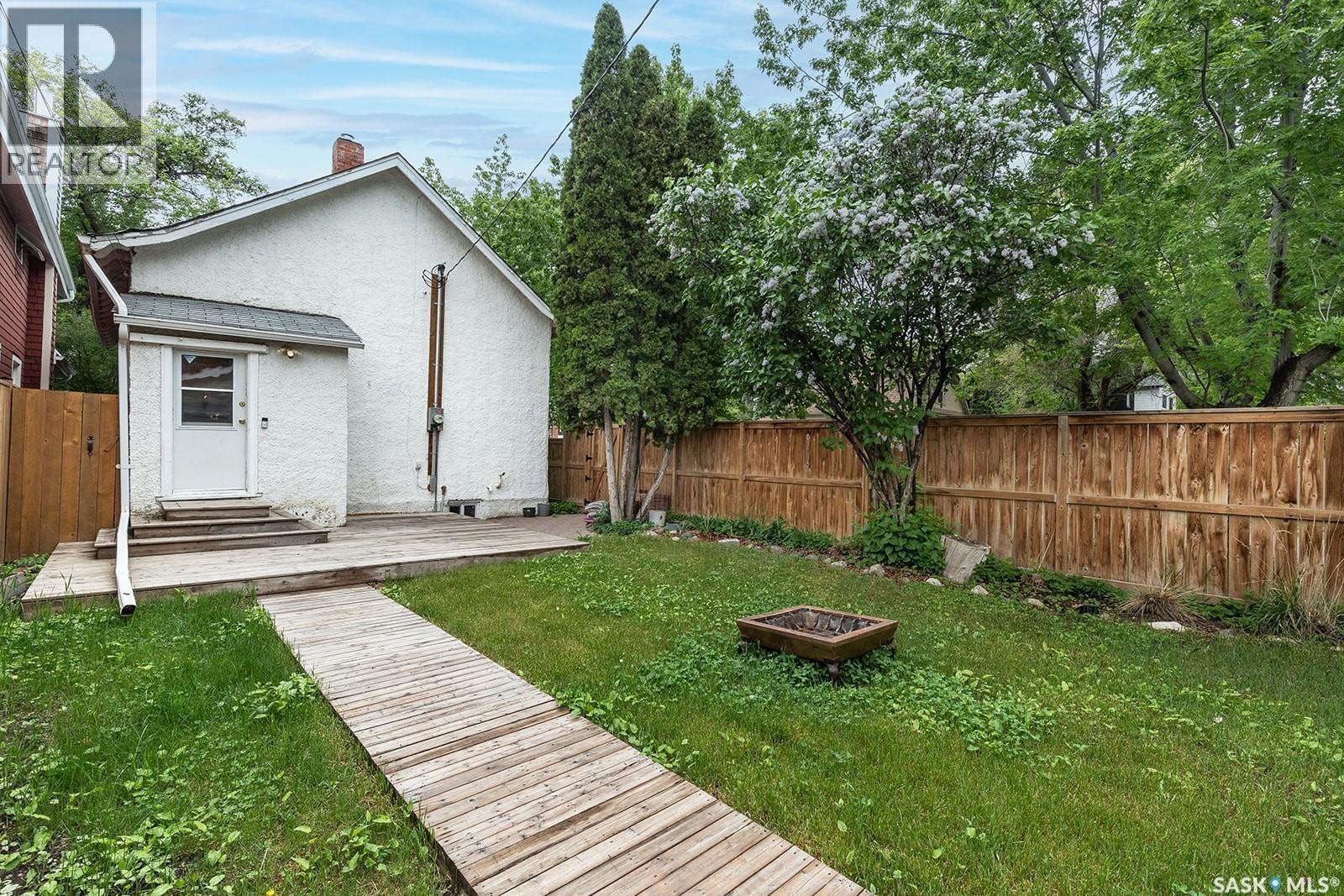 840 8th AVENUE N - 28