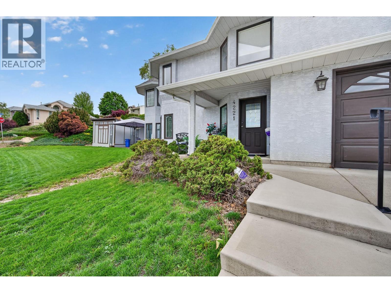 4221 Wellington Drive - 6