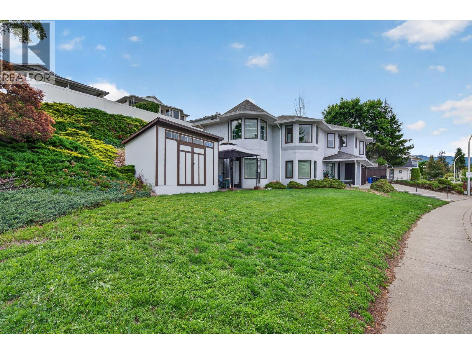 4221 Wellington Drive - 4