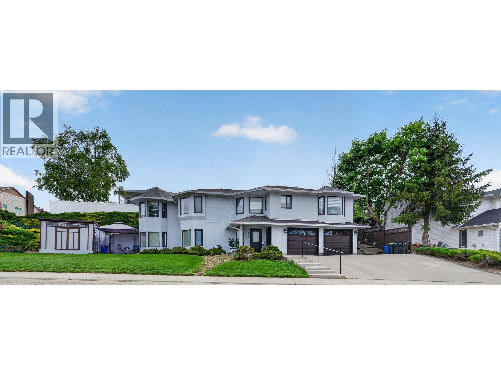 4221 Wellington Drive - 2