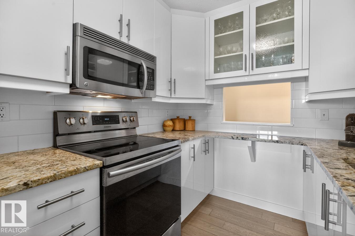 #602 12303 JASPER AV NW - 5