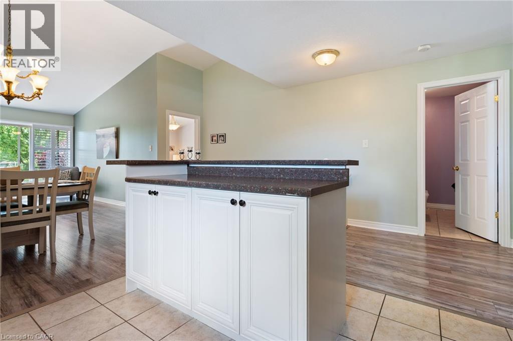 #16 19 SOMERSET Drive - 10