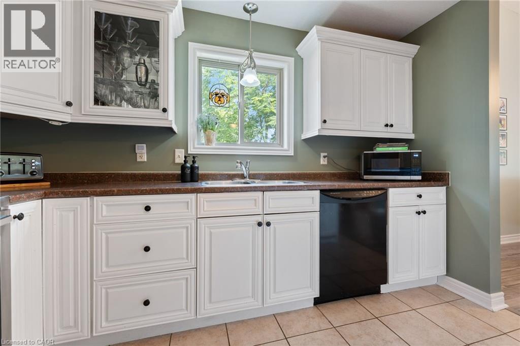#16 19 SOMERSET Drive - 11