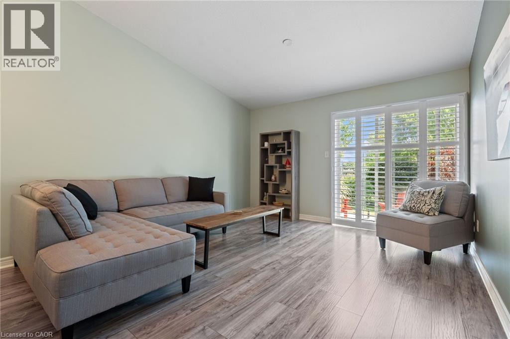#16 19 SOMERSET Drive - 14
