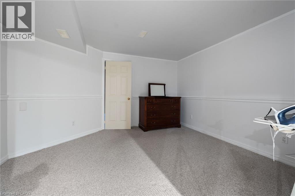 #16 19 SOMERSET Drive - 24