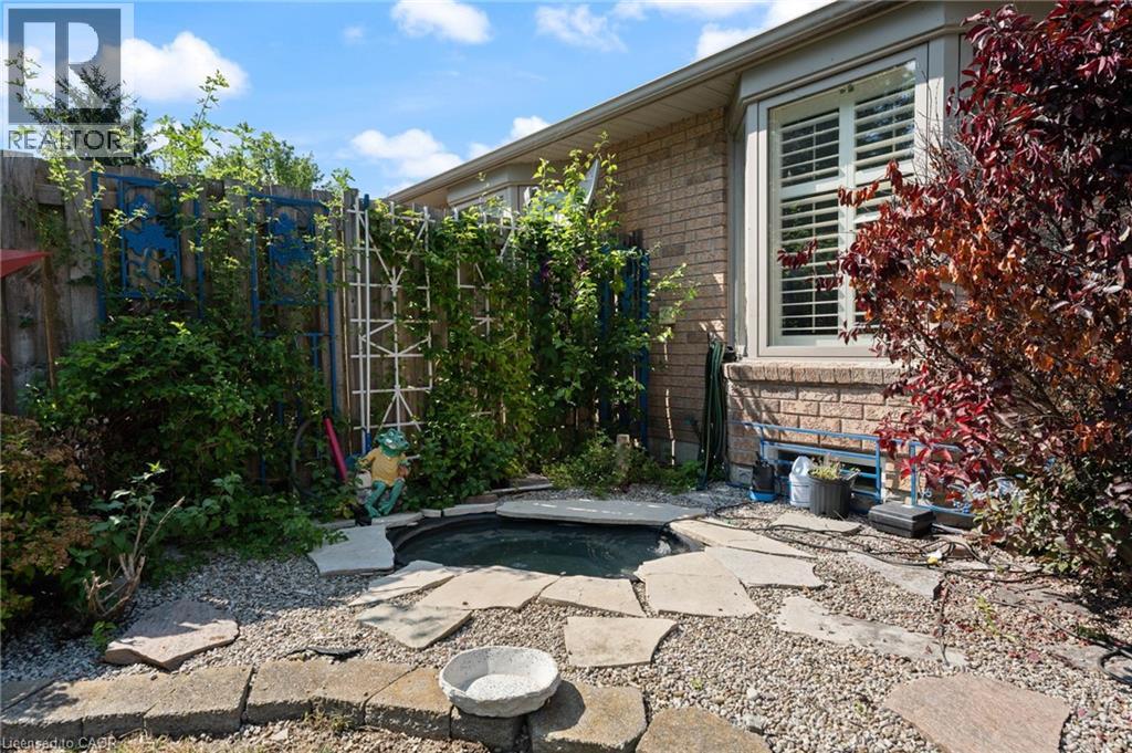 #16 19 SOMERSET Drive - 28