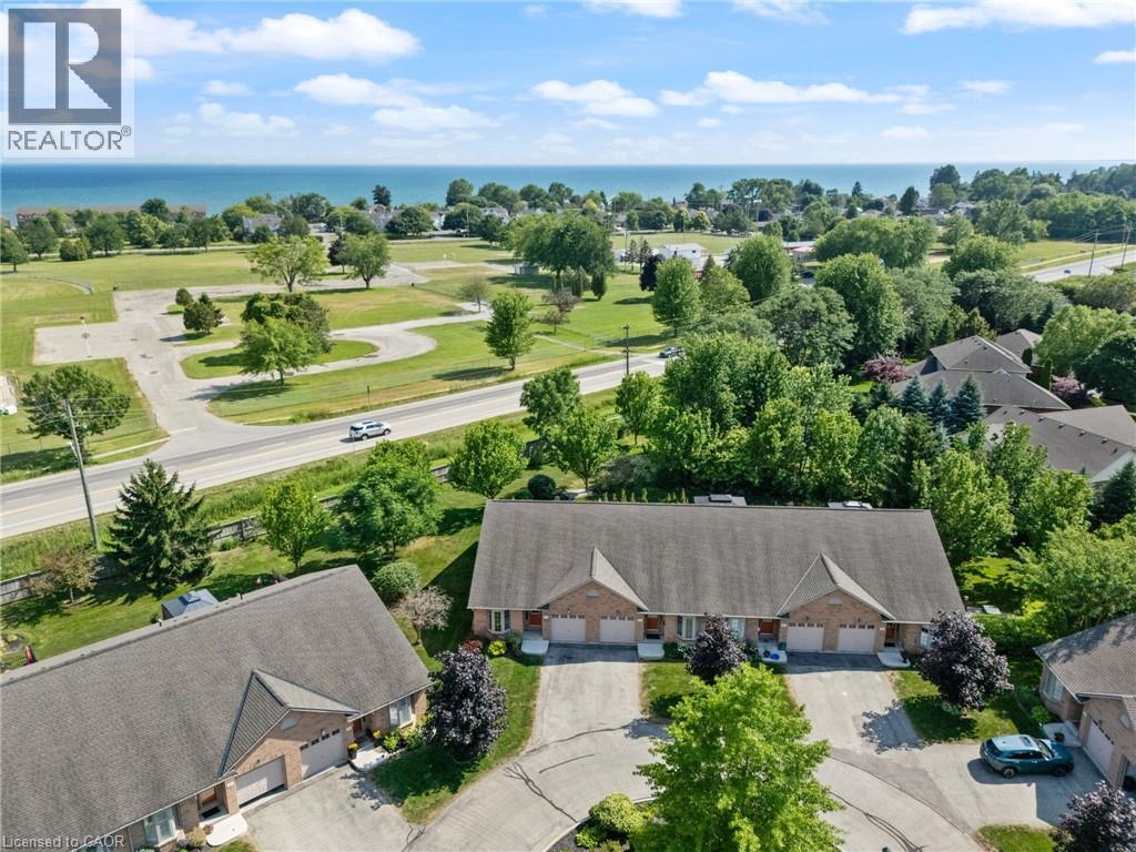 #16 19 SOMERSET Drive - 3