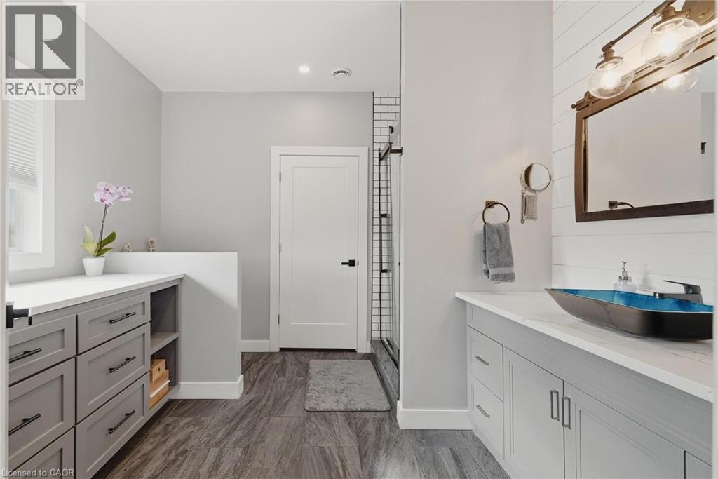 401372 GREY RD 4 - Image 29