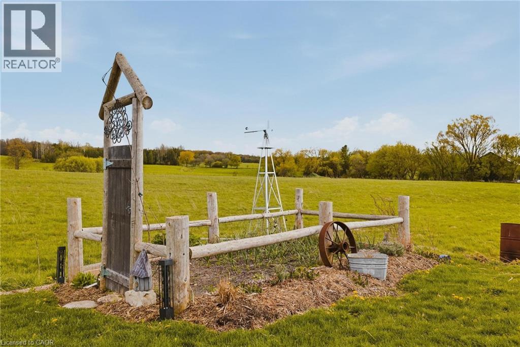 401372 GREY RD 4 - Image 39