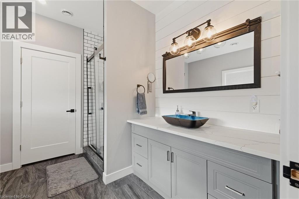 401372 GREY RD 4 - Image 30