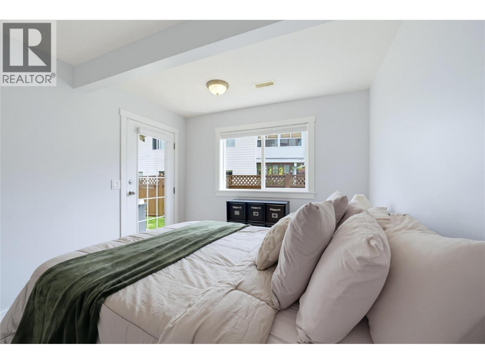 #23 801 20 Street NE - 7