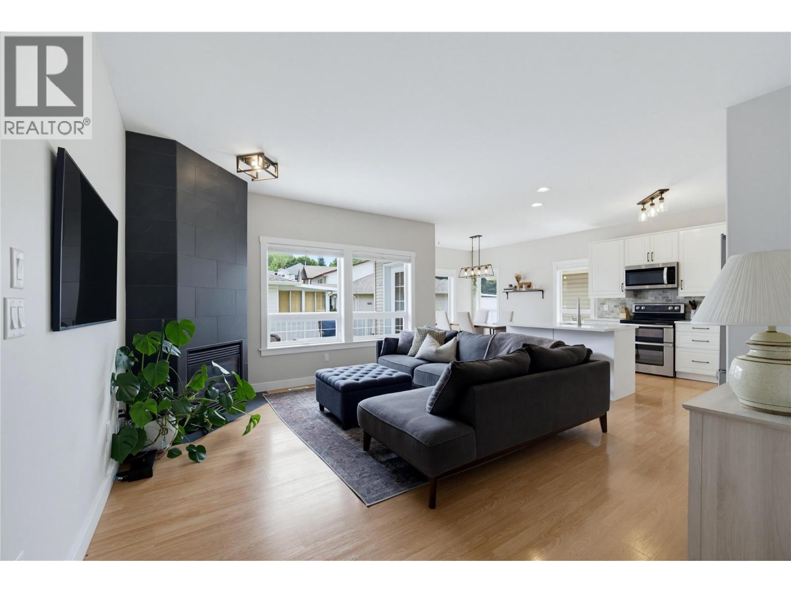 #23 801 20 Street NE - 19