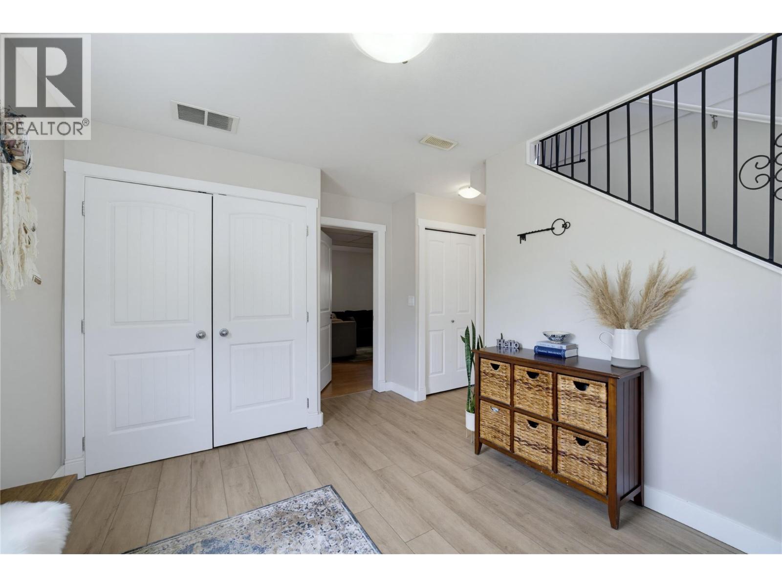 #23 801 20 Street NE - 12