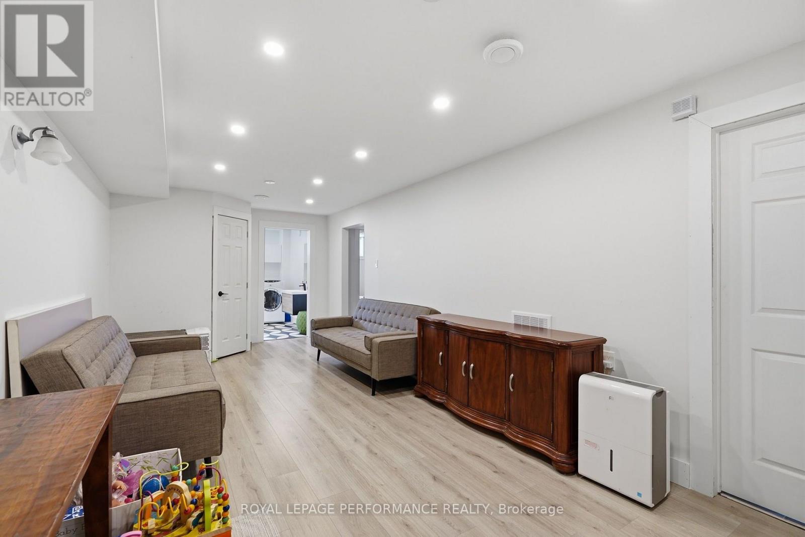 3786 FRONT ROAD - 24