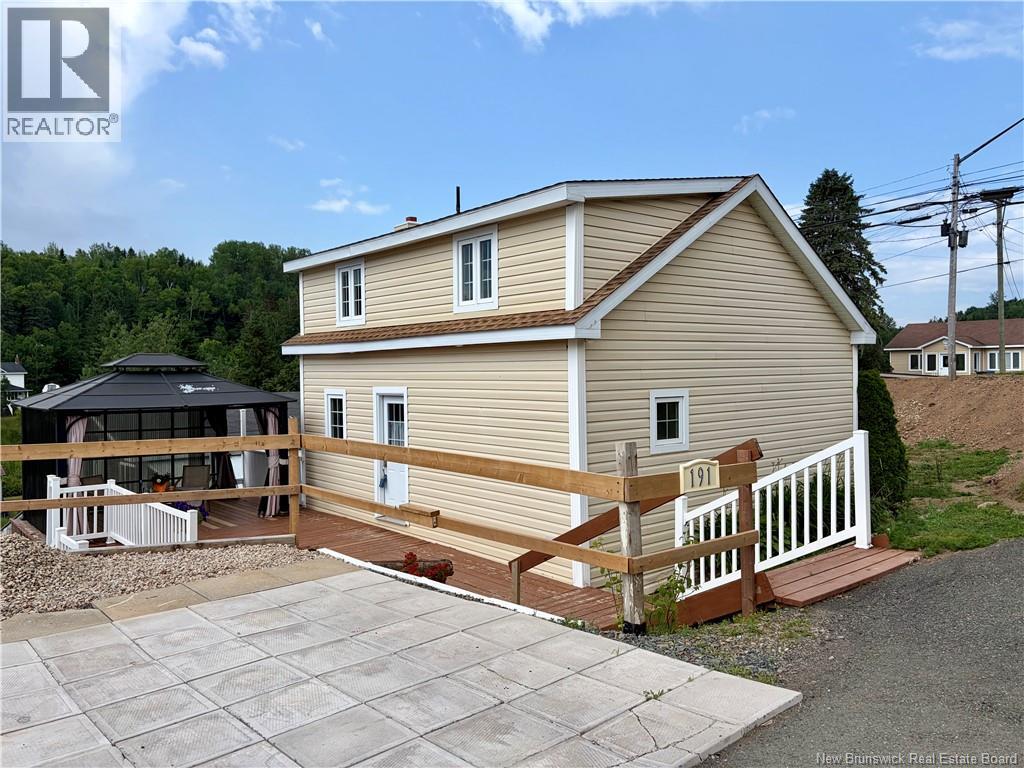 191 Renfrew - Image 25