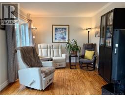 191 Renfrew, Dalhousie, NB E8C2J3 Photo 12