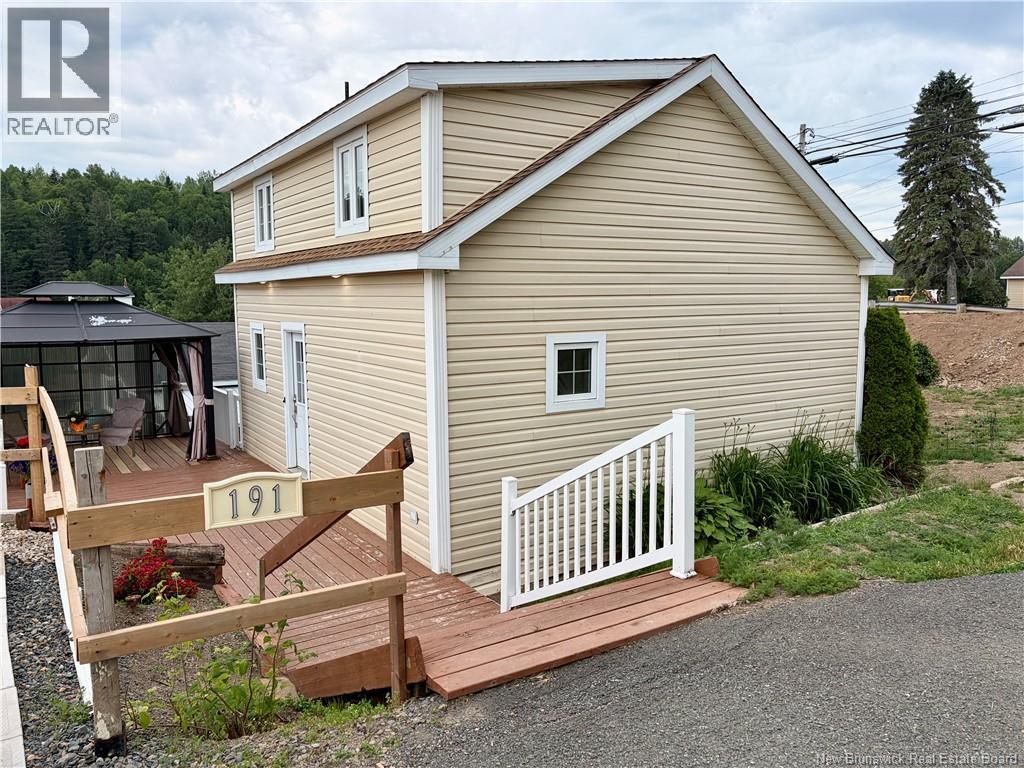 191 Renfrew - 2
