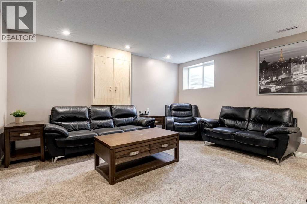 51 Covepark Square NE - 24