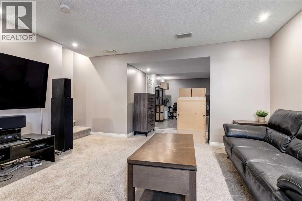 51 Covepark Square NE - 26