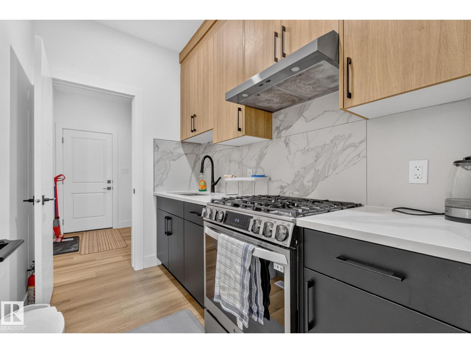 4739 168 AV NW - 12