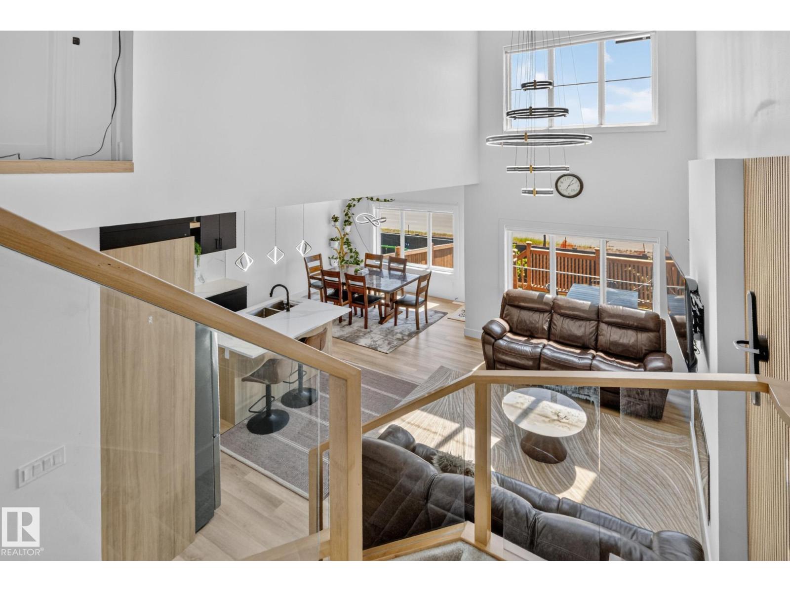 4739 168 AV NW - 19